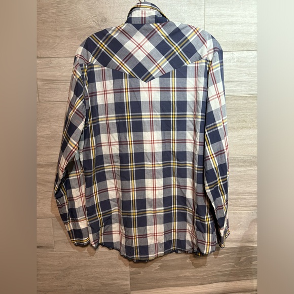 Wrangler button up pearl snap western shirt size medium - Picture 4 of 6